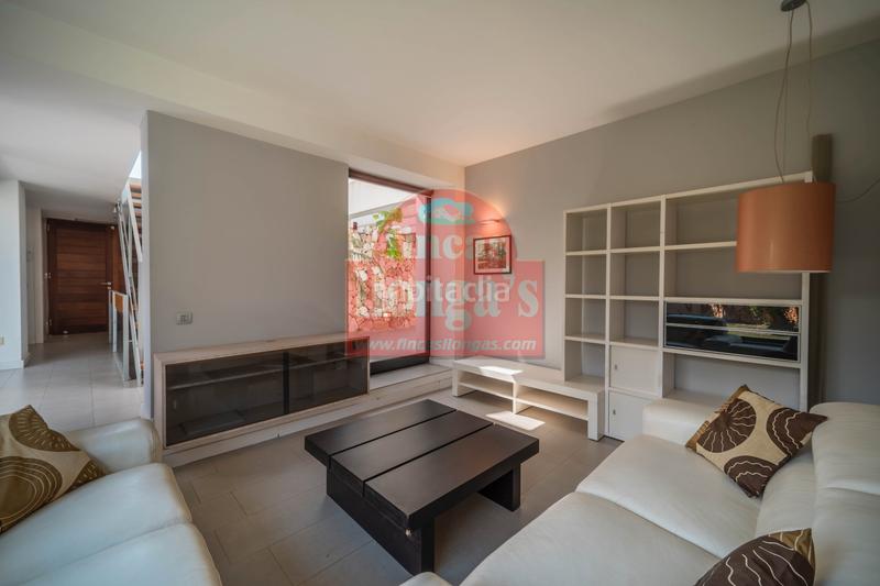 Foto 5b360d32-f29e-475d-bbc9-ac2cad66da0b. Xalet amb xemeneia piscina a Cala Blanca Ciutadella de Menorca