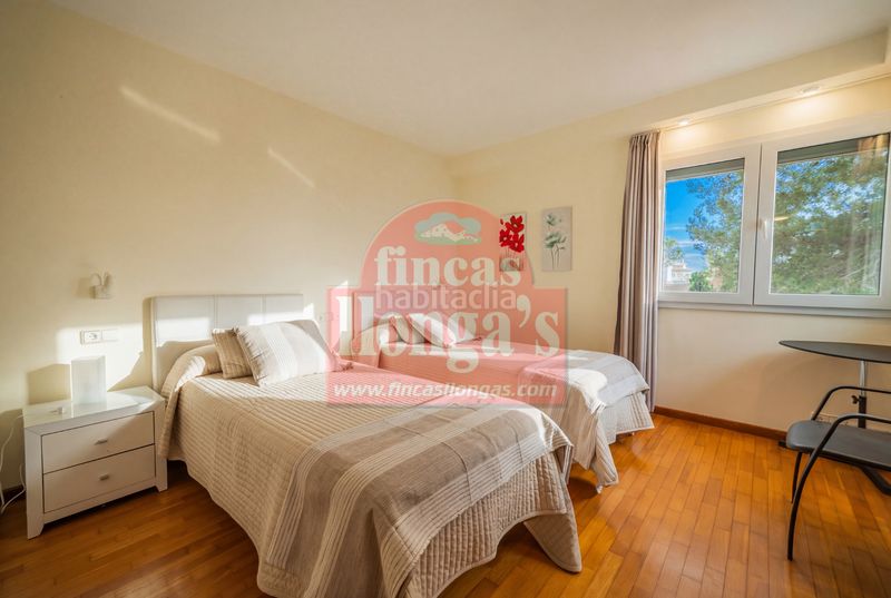 Foto 39c27041-8c28-4933-986f-3a1abd7c2b57. Xalet amb xemeneia piscina a Badia Blava-Badia Gran-Tolleric Llucmajor