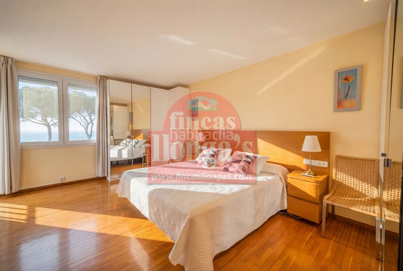 Foto 3cfb495a-886b-465f-8ffa-32b6f25768de. Xalet amb xemeneia piscina a Badia Blava-Badia Gran-Tolleric Llucmajor