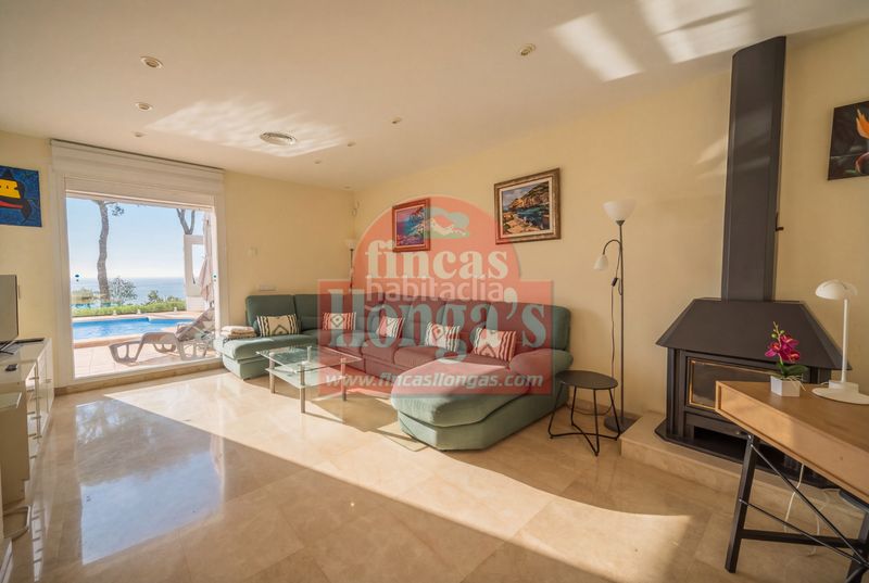 Foto 58d998bd-ca64-41de-b419-b34a0c7ae23f. Xalet amb xemeneia piscina a Badia Blava-Badia Gran-Tolleric Llucmajor