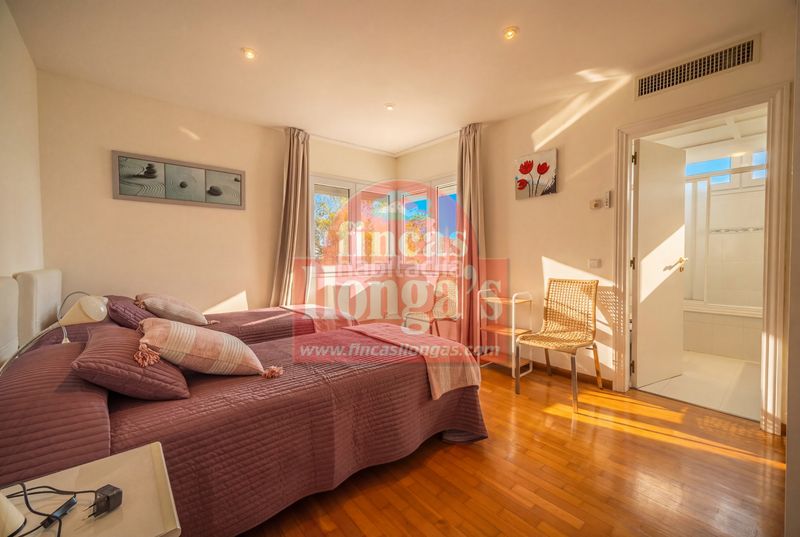 Foto af740161-78a8-4a3f-abfd-f82822811e42. Xalet amb xemeneia piscina a Badia Blava-Badia Gran-Tolleric Llucmajor