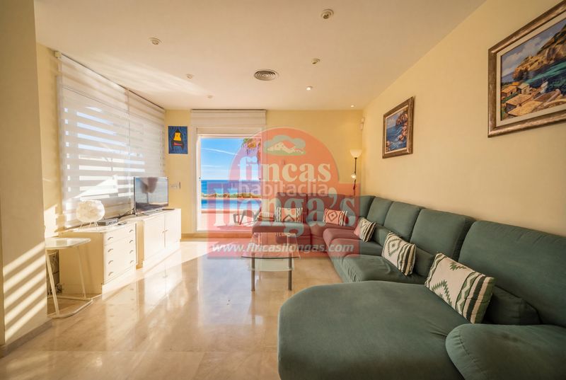 Foto b074d1e3-320f-45f5-8150-425d96a23e24. Xalet amb xemeneia piscina a Badia Blava-Badia Gran-Tolleric Llucmajor