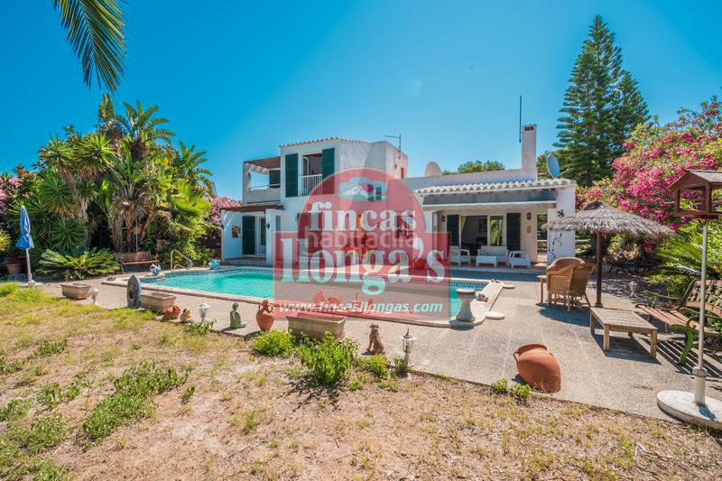 Foto c0bd5129-2923-49f3-b795-c7bad0f97747. Chalet  con piscina en binibeca vell en Binibèquer Sant Lluís
