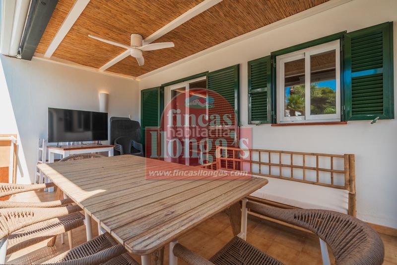 Foto 1bbe117e-5332-4e87-a4cc-c07b2fa77b24. Casa pareada apartamento reformado con terraza en cala’n bosch en Ciutadella de Menorca