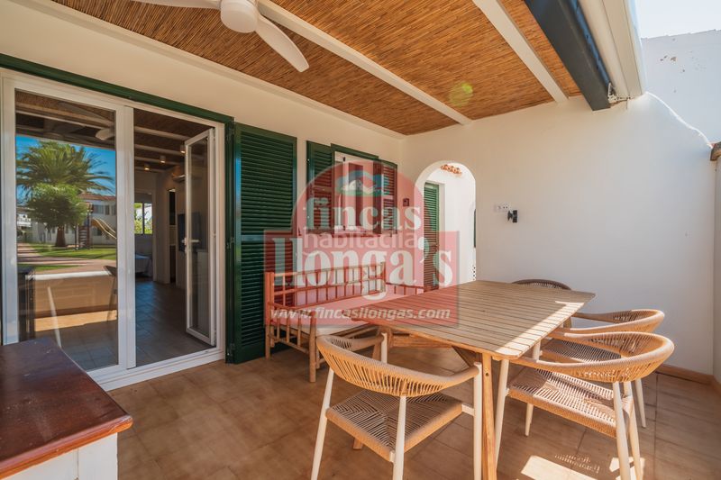 Foto 34a62d68-53a4-4b20-9be0-57c5fe4dbd48. Casa pareada apartamento reformado con terraza en cala’n bosch en Ciutadella de Menorca