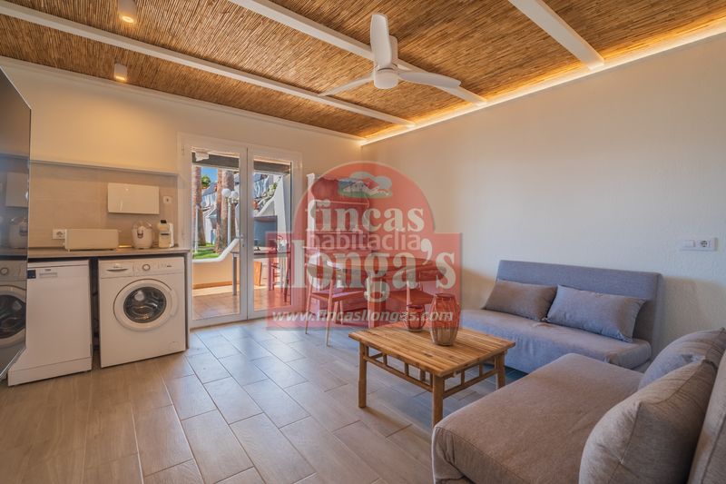 Foto c46cc3ea-7fa4-451c-b691-4a2f63dc88d9. Casa pareada apartamento reformado con terraza en cala’n bosch en Ciutadella de Menorca