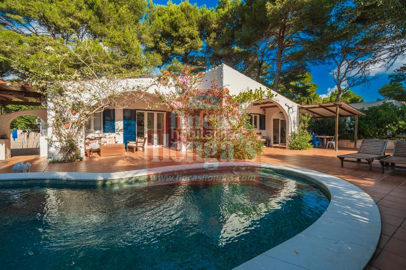 Foto 6d4de8f5-5f83-48a3-a606-42068559e1b3. Chalet con piscina in Es Mercadal poble Es Mercadal