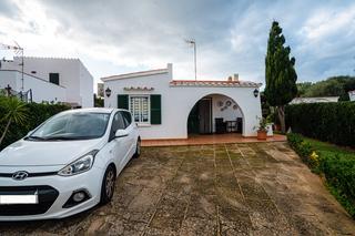 Chalet in Cala Blanca. Encantador chalet en son carrió