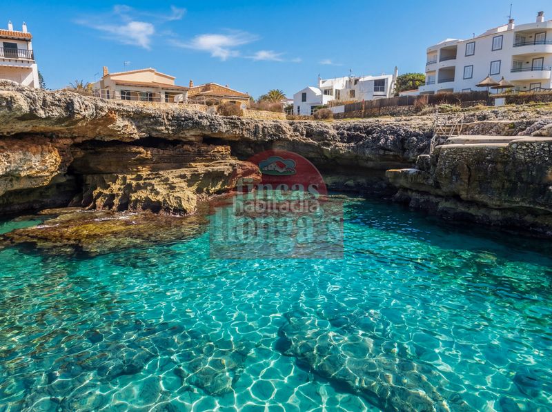Foto 863a8ec9-ff81-4f01-b9fe-eba02b99bcc9. Doppelhaus in Cala Blanca Ciutadella de Menorca