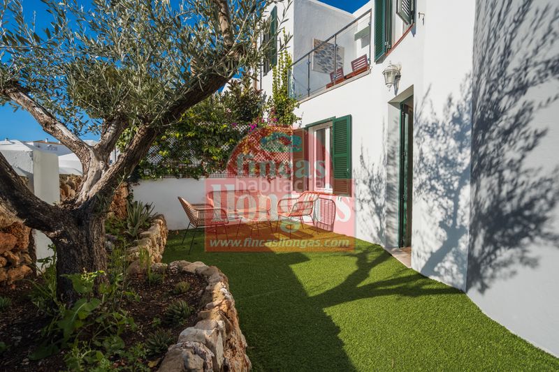 Foto b9ee4e7b-68f1-458f-89ae-257a1b7fa3ea. Doppelhaus in Cala Blanca Ciutadella de Menorca