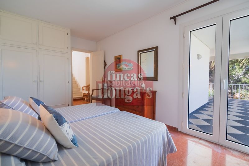 Foto 53a96e95-fec5-4f01-a68c-ba4dddd4b46e. Chalet  exclusivo junto a la playa en Ciutadella en Ciutadella de Menorca