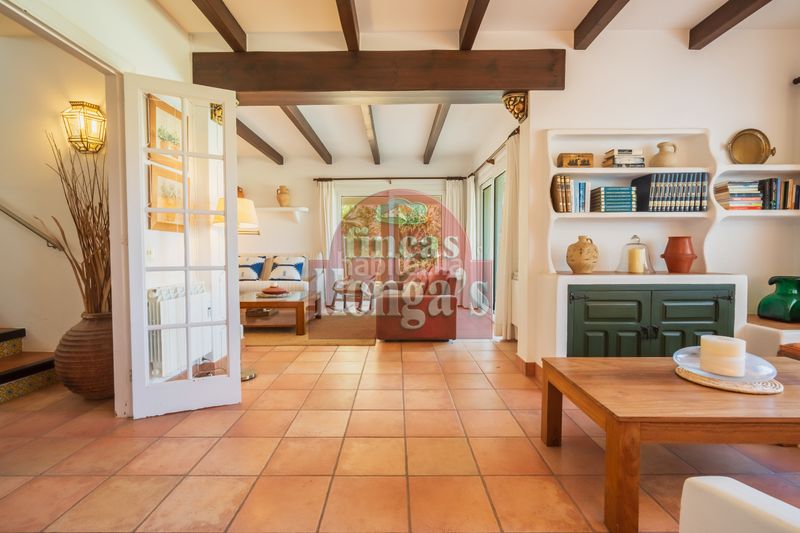 Foto 57dfacbd-bf80-4aa8-a936-716c808c1f8c. Chalet  exclusivo junto a la playa en Ciutadella en Ciutadella de Menorca