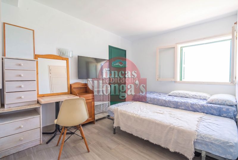 Foto 92c41078-9735-47e7-a4d6-81545959de68. Apartment in Cala Blanca Ciutadella de Menorca
