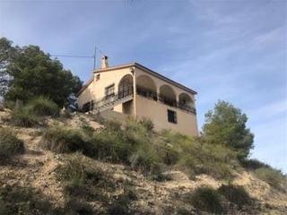 Masia a Parrilla. Casa en zona pantano de puentes