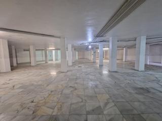 Geschäftsraum in Casco Antiguo. Bajos comerciales en el centro de aguilas