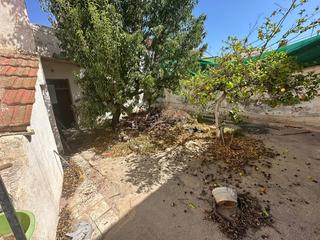 Haus  Calle juan antonio lopez alcaraz. Casa con patio para reformar junto al centro de puerto lumbreras