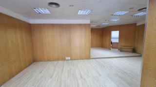 Local Comercial a Jeronimo santa fe 1. Local comercial en óvalo santa paula