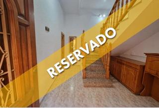 Haus in Casco Antiguo. Casa en venta en esquina de dos plantas  águilas, murcia