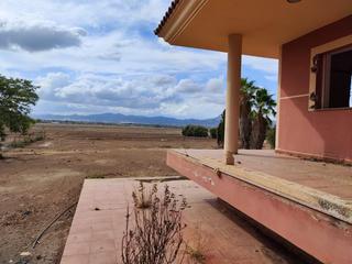 Casa en Purias. Oportunidad casa, oficina y nave almacén