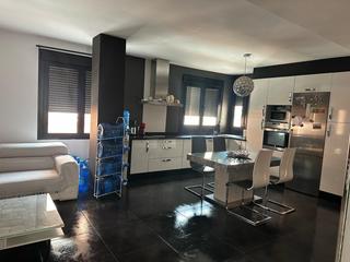 Pis  Calle dr. barraquer. Piso estilo moderno en el centro de puerto lumbreras