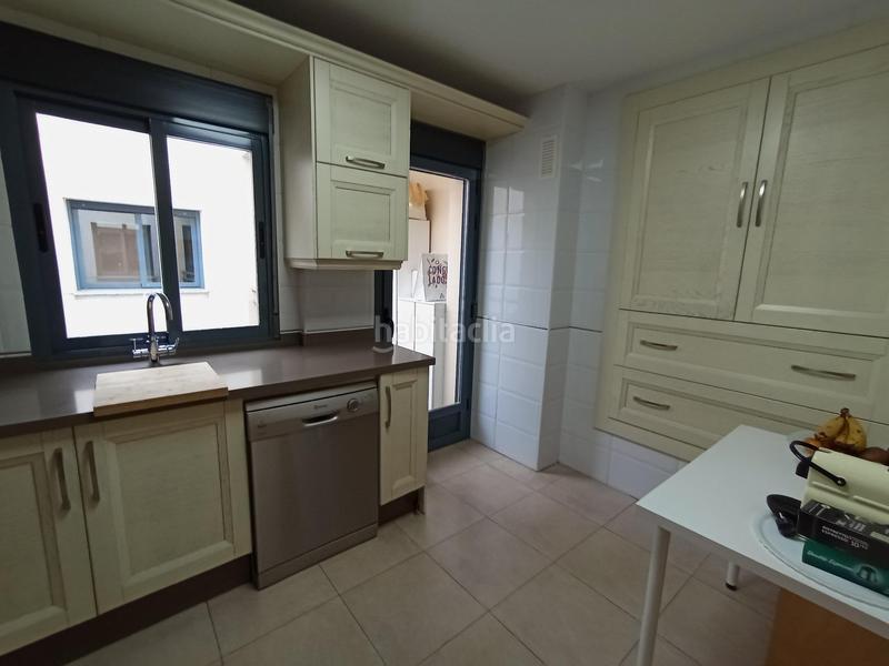 Foto fa88f31f-619d-4353-8242-a5928d5fd9d4. Àtic amb aparcament a Puerto Lumbreras