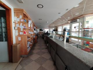 Geschäftsraum in Calabardina. Negocio local en calabardina
