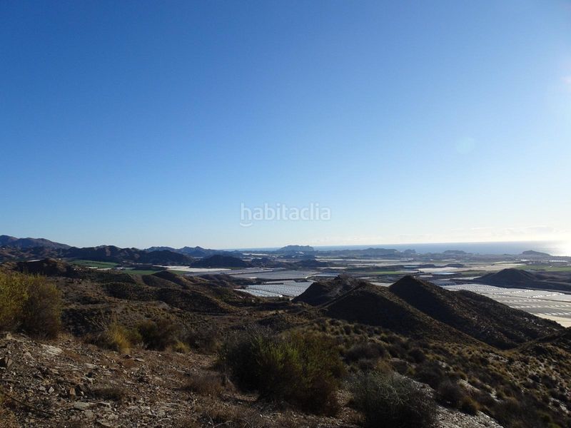 Foto 7a08ef68-1054-4e91-bba5-5478ed4e8a66. Terreny residencial a Azuara