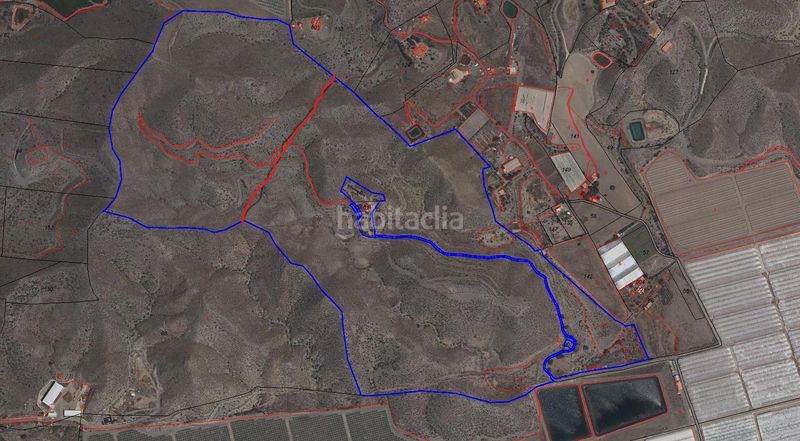 Foto cc2c7507-fff9-4328-bcd4-a7d379d17023. Terreny residencial a Azuara