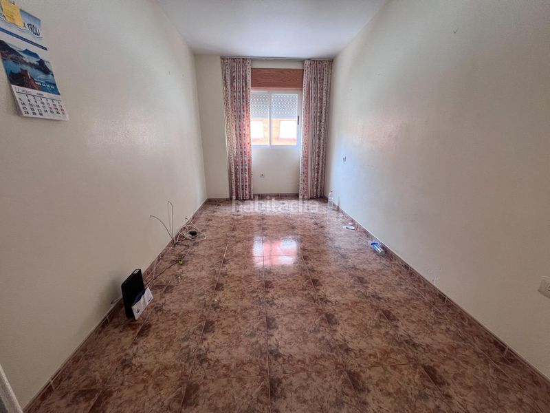 Foto c8e22ba6-280e-441d-b03b-d75156db772b. Pis a El Rubial Águilas