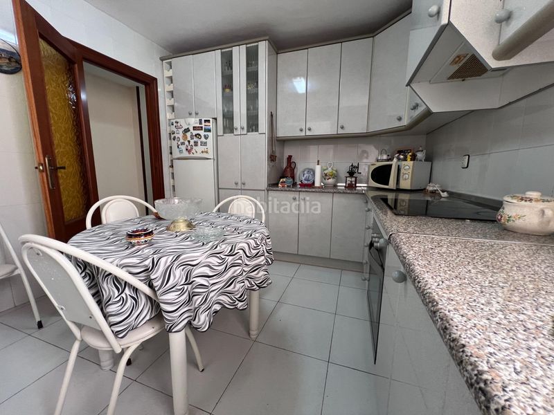 Foto c1cb7214-8092-4dd0-85d4-526d61bcd87c. Pis a Casco Antiguo Águilas