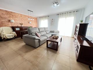 Pis  Calle san cristobal. Amplio piso de tres habitaciones zona centro aguilas