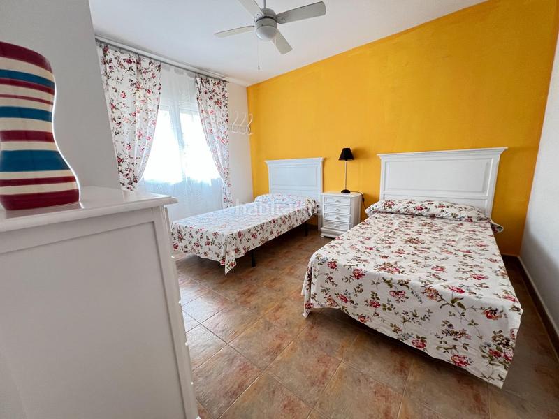 Foto 0a067d8b-6976-4bf1-9500-3739c3e833c4. Casa dúplex en urbanización primera linea en Calabardina aguilas en Águilas