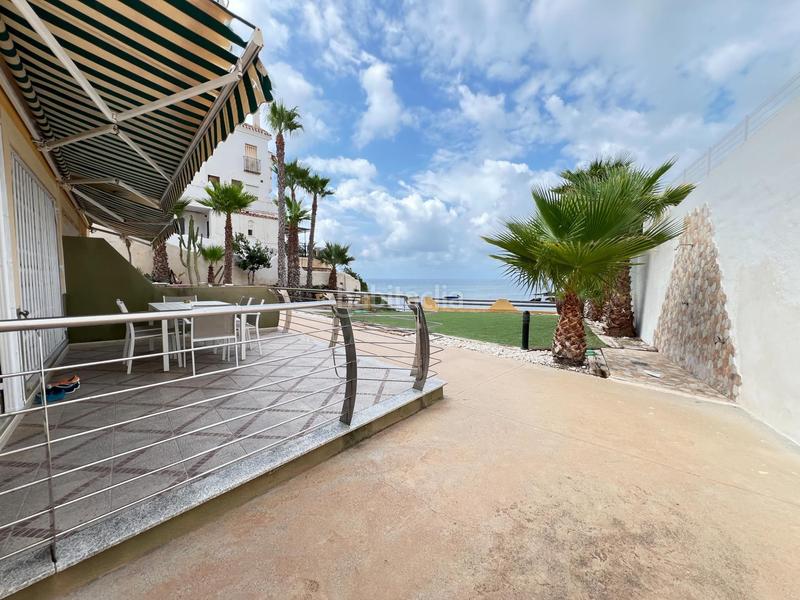 Foto 30a3ba0c-3245-4151-a26b-427ad8f735a7. Casa dúplex en urbanización primera linea en Calabardina aguilas en Águilas