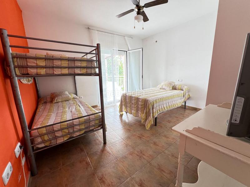 Foto 7c2cc120-0eb3-4a9c-993a-a18d0c879eb2. Casa dúplex en urbanización primera linea en Calabardina aguilas en Águilas