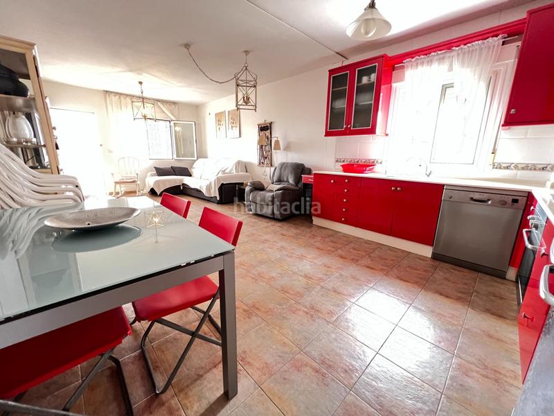 Foto 860f1c6f-c961-4042-8f48-4c14a6122d42. Casa dúplex en urbanización primera linea en Calabardina aguilas en Águilas