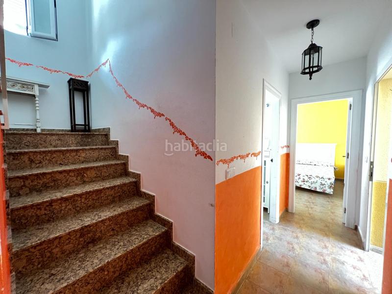 Foto 8b9a7219-2433-4b6f-a59a-da63e0b8fbd5. Casa dúplex en urbanización primera linea en Calabardina aguilas en Águilas