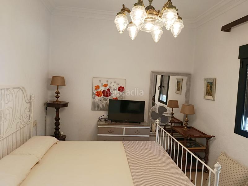 Foto 052042bd-6bd9-48df-80b5-b50c0081c865. Casa aparellada amb aparcament a Sutullena Lorca