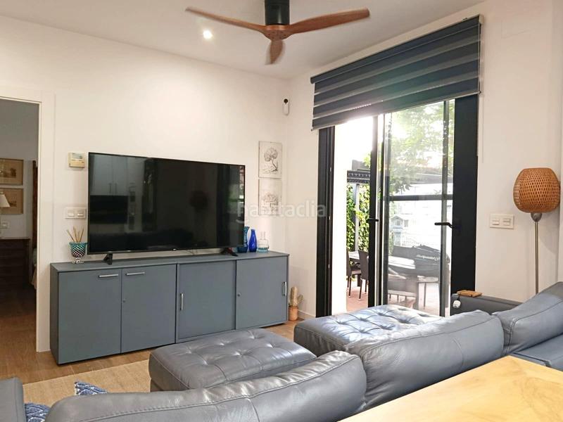 Foto 3ea2c223-23f0-4f88-b2dc-44006655cec6. Casa aparellada amb aparcament a Sutullena Lorca