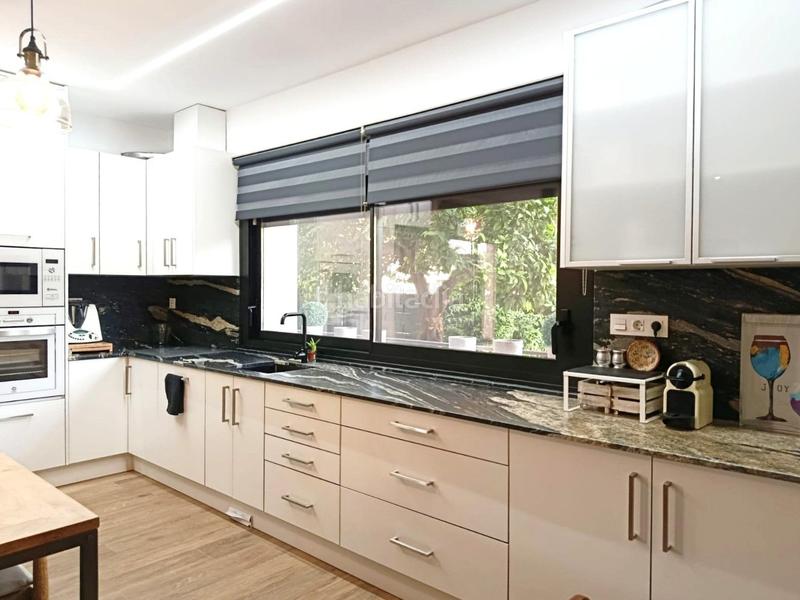 Foto 94268aaf-d7ea-45a9-bb94-2e66171d96b8. Casa aparellada amb aparcament a Sutullena Lorca