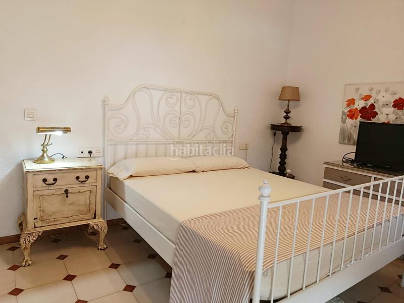 Foto 9af02416-330b-4f61-8a61-d3cce36217d8. Casa aparellada amb aparcament a Sutullena Lorca