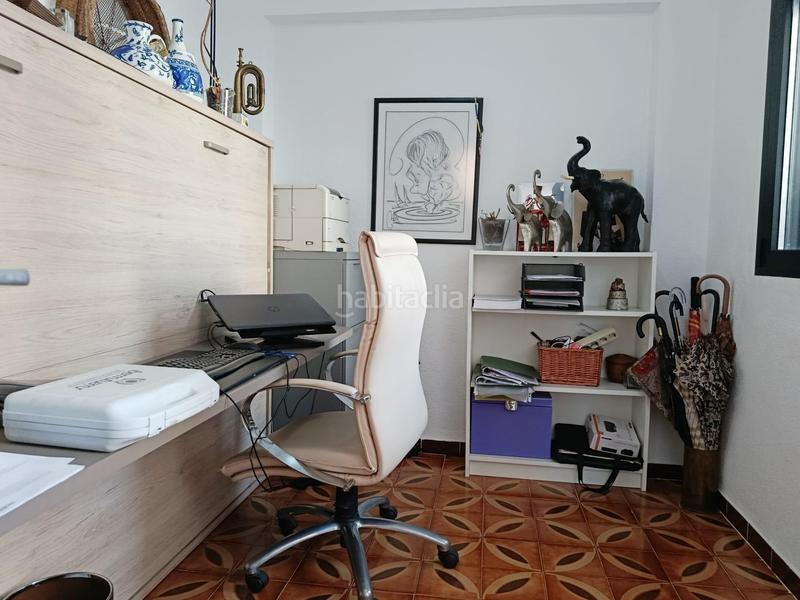 Foto d0ea4a9e-1a70-49e7-b268-308f322f4767. Casa aparellada amb aparcament a Sutullena Lorca