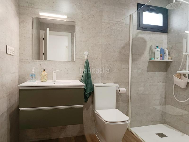 Foto e9f79e48-fbb4-49af-b9d5-31562b44c49d. Casa aparellada amb aparcament a Sutullena Lorca