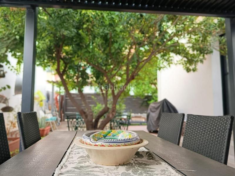 Foto f717d629-b356-48bc-97b6-121d24d17dc8. Casa aparellada amb aparcament a Sutullena Lorca