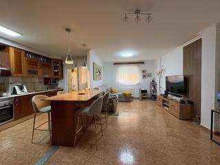 Flat  Calle almeria. Piso para entrar a vivir en puerto lumbreras