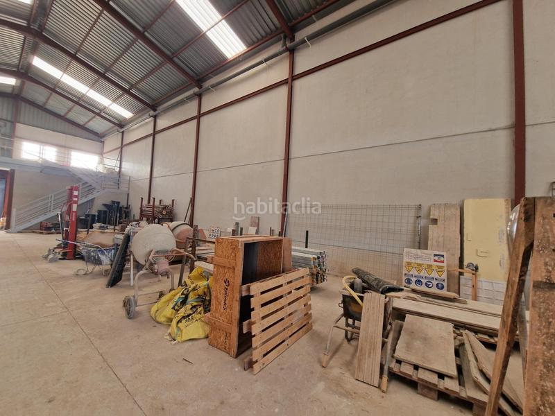 Foto 019c6a05-05c0-4dd5-99f1-234a50b0171d. Capannone industriale in Águilas