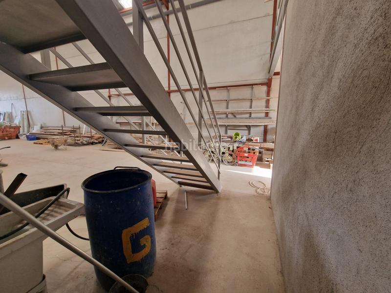 Foto 7f1d7aab-4f3d-4922-84ad-154172fdf0fe. Capannone industriale in Águilas