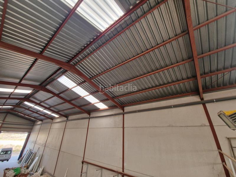 Foto cba4504e-daa4-4db9-8d1c-b4207b28c9e8. Capannone industriale in Águilas