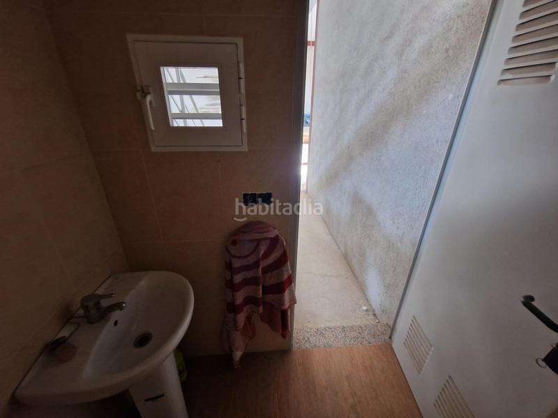 Foto e159b79b-9386-4d07-9304-02cf21357581. Capannone industriale in Águilas