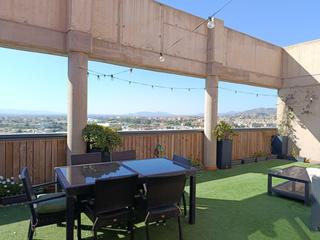 Attico in San Cristóbal - San Diego. Ático de 4 dormitorios, 2 plazas de garaje y piscina a la venta