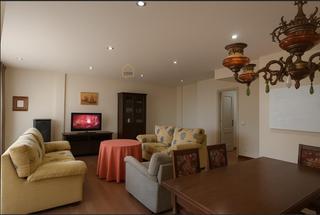 Appartement à San Mateo. Piso de 3 dormitorios y garaje, reformado, en el óvalo, lorca.